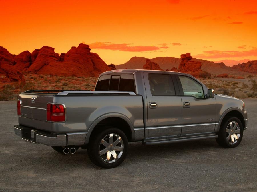  Lincoln Mark LT Concept 2004 года  (фото 39 из 51)